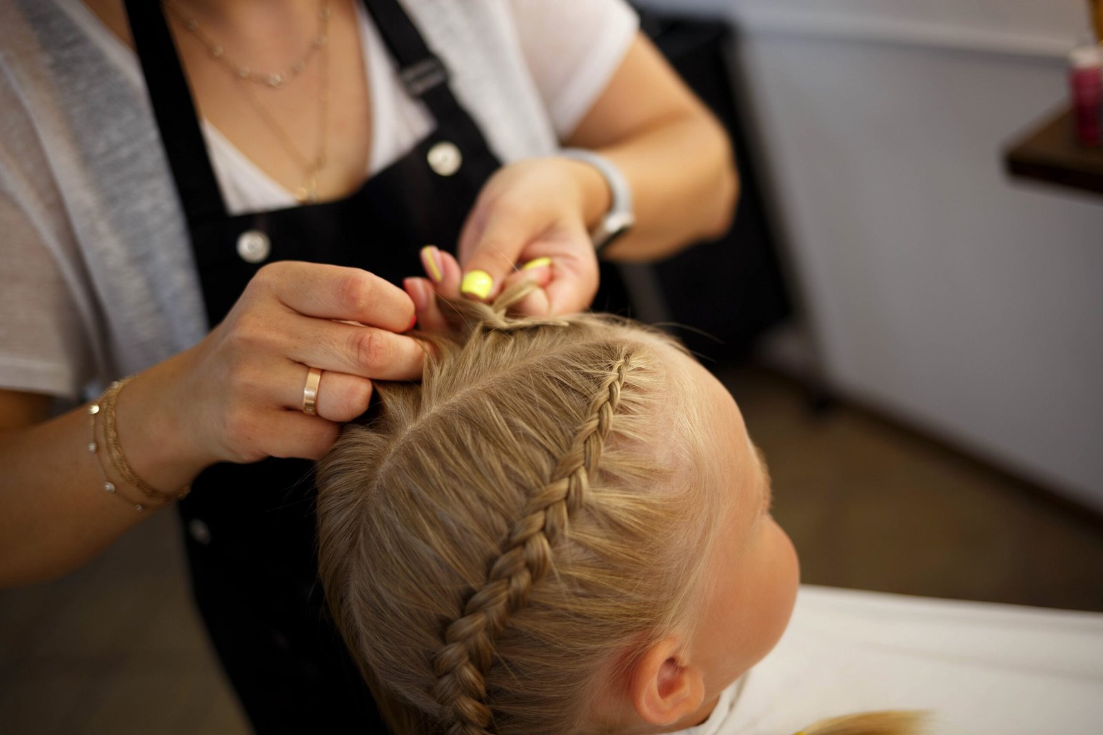 servicios,peluqueria crisma,balayage,recogidos,mechas servicios